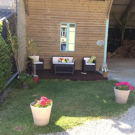 Maison Du Bonheur Bed & Breakfast